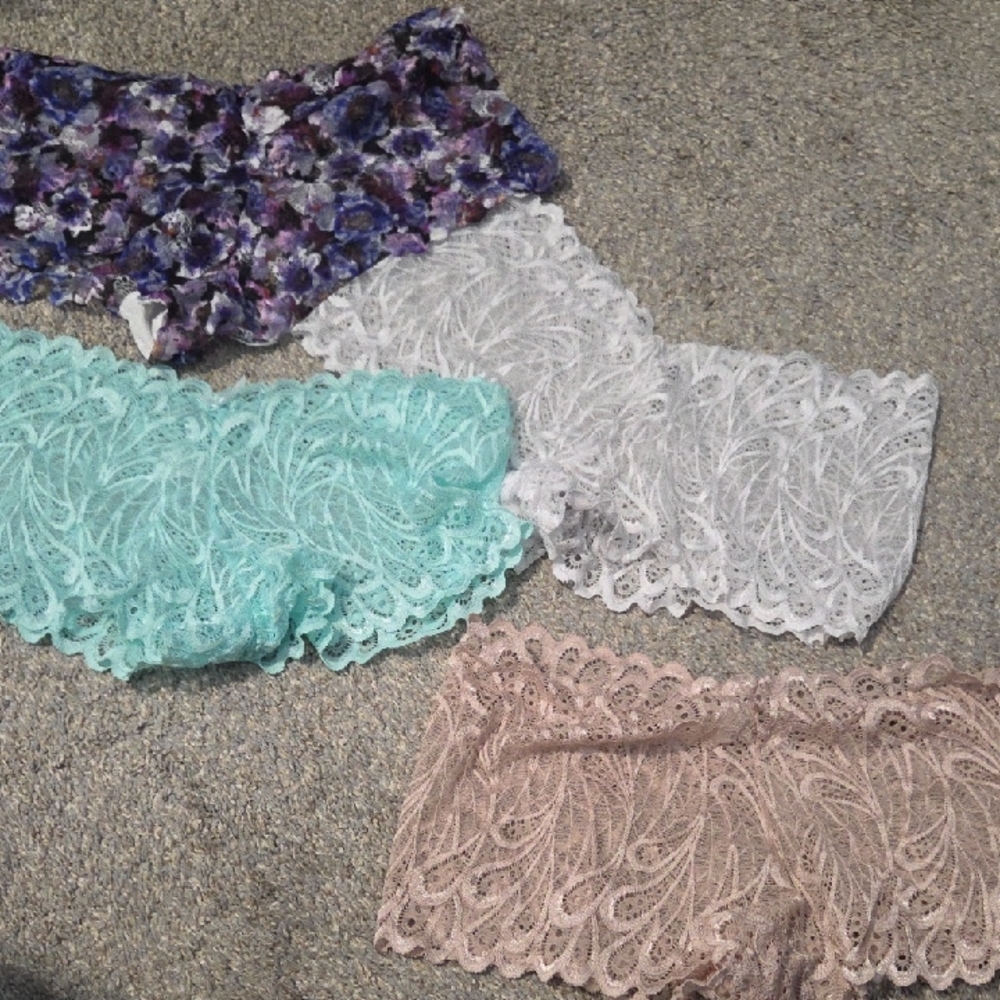 Elegant Lace and Floral Women's Panties Set